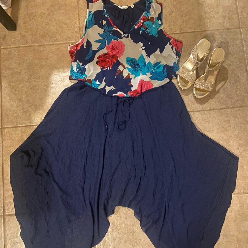 mlle Gabrielle women’s plus size floral navy asymmetrical dress  3X